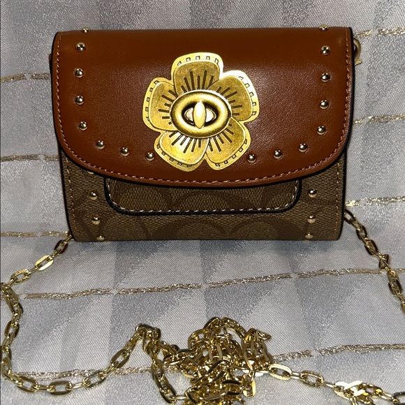 Wallet - Picture 2 of 6